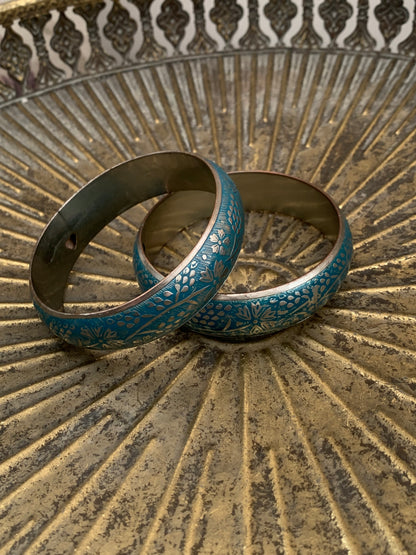 Silver and blue floral detail matching bangles