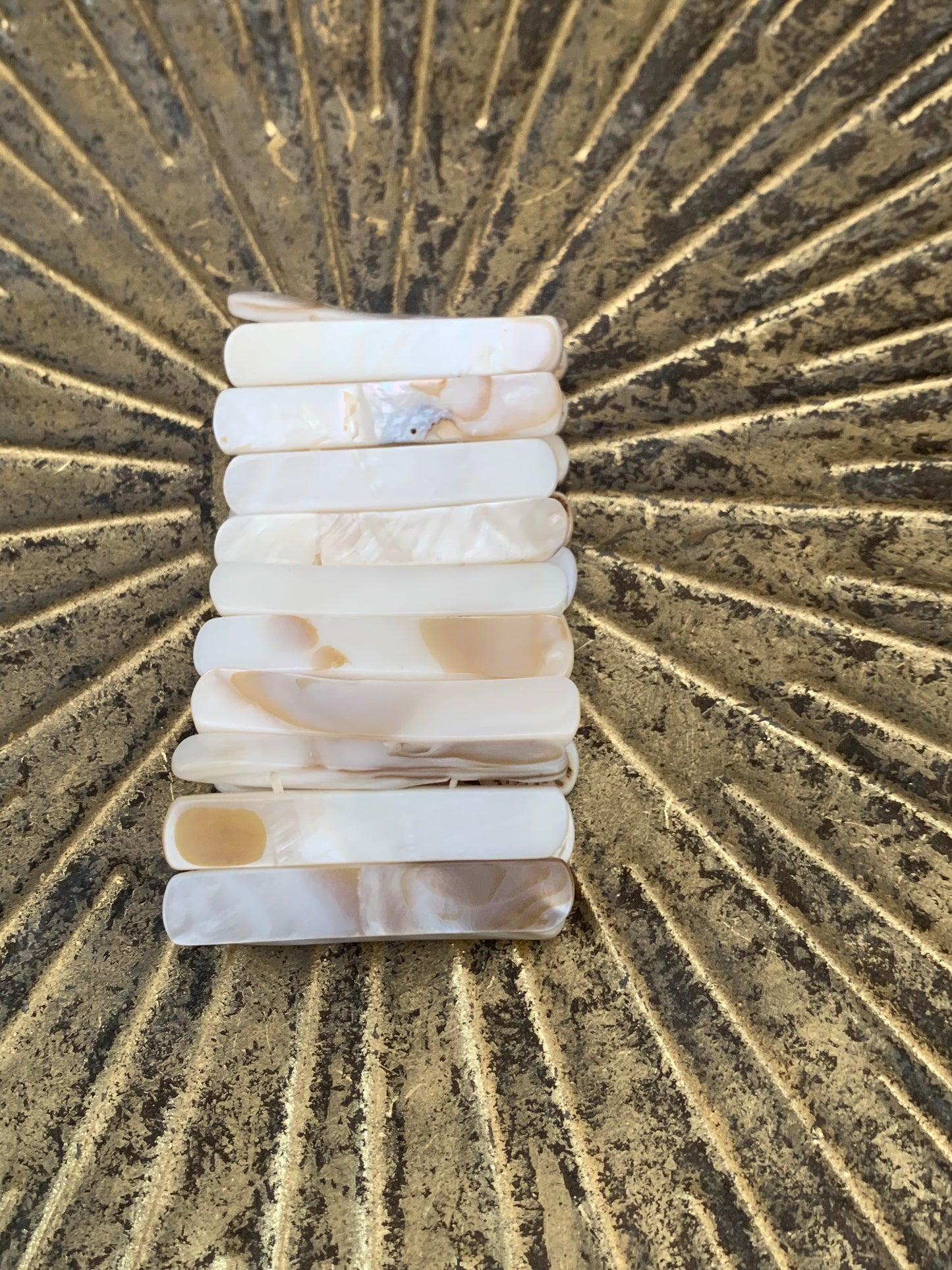 Vintage Shell Stretch Cuff Bracelet